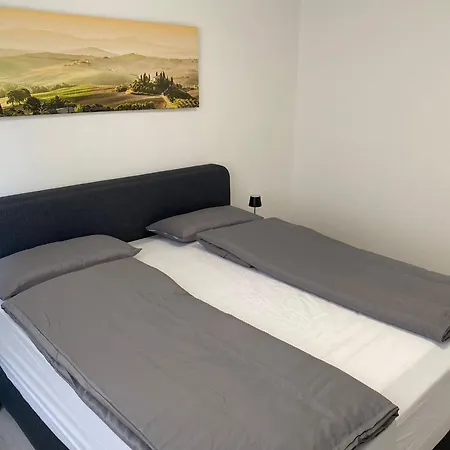 Apartment Nes 1 - Naehe Freiheitshalle Hof Hof (Bavaria)